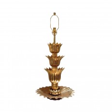 Single brass palmette table lamp